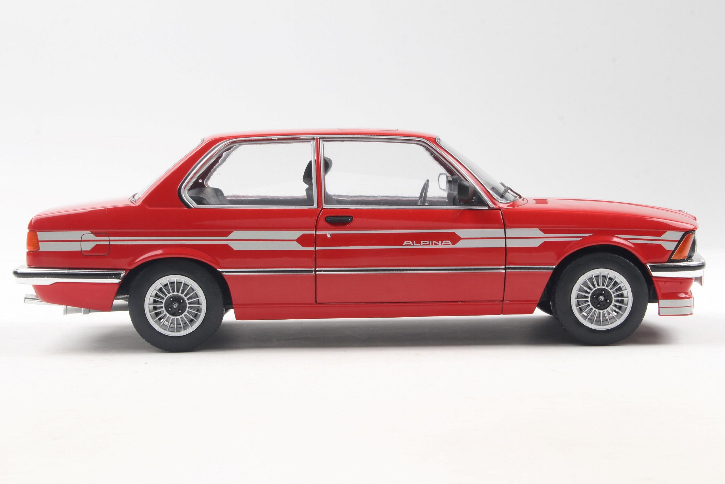 SOLIDO 1812803 MINIATURE ALPINA E21 C1 2,3 RED 1980 1/18