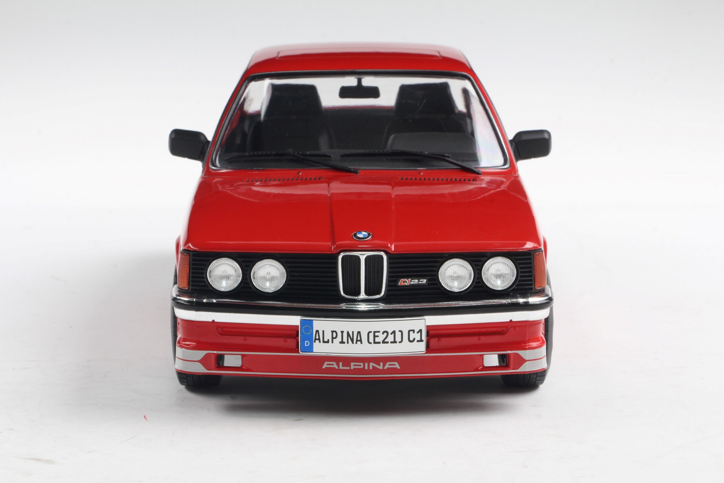 SOLIDO 1812803 MINIATURE ALPINA E21 C1 2,3 RED 1980 1/18