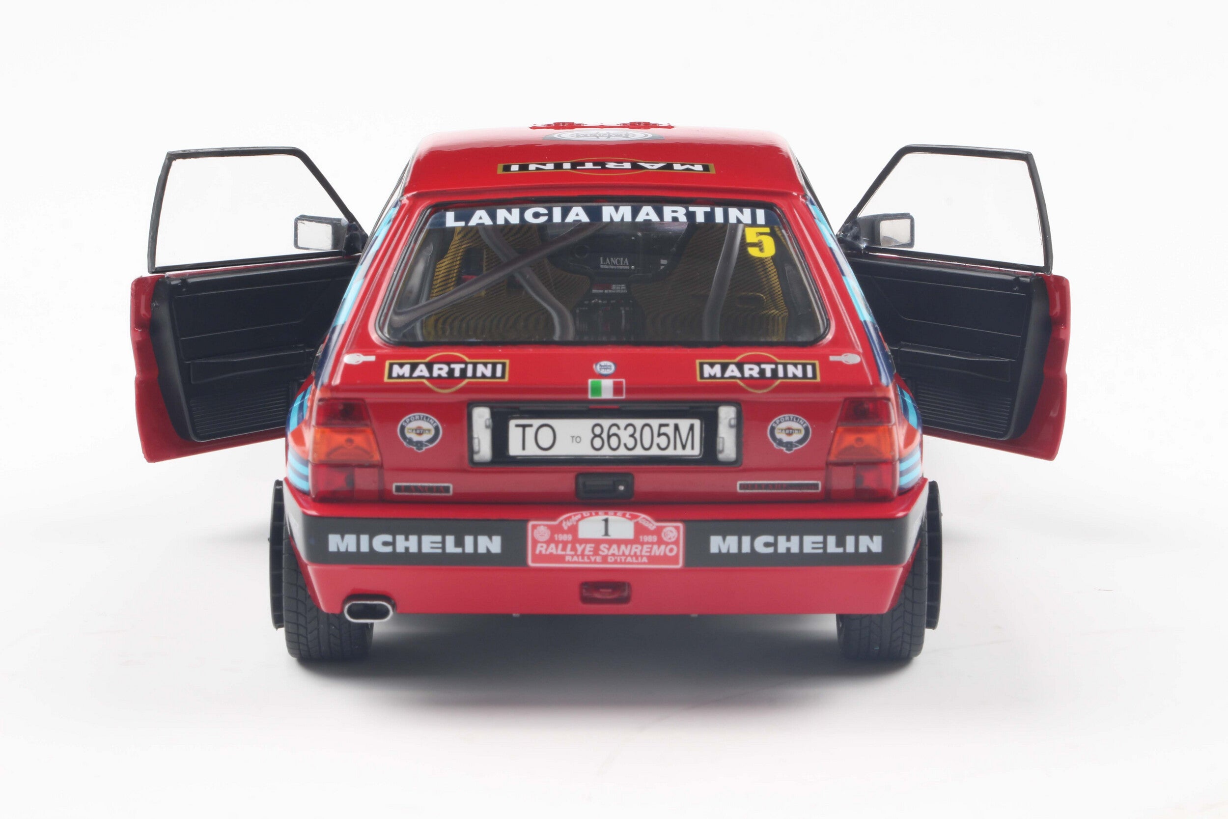 SOLIDO 1807808 MINIATURE LANCIA DELTA HF INTEGRALE RED N1 M.BIASION /
T.SIVIERO RALLY SAN 1/18