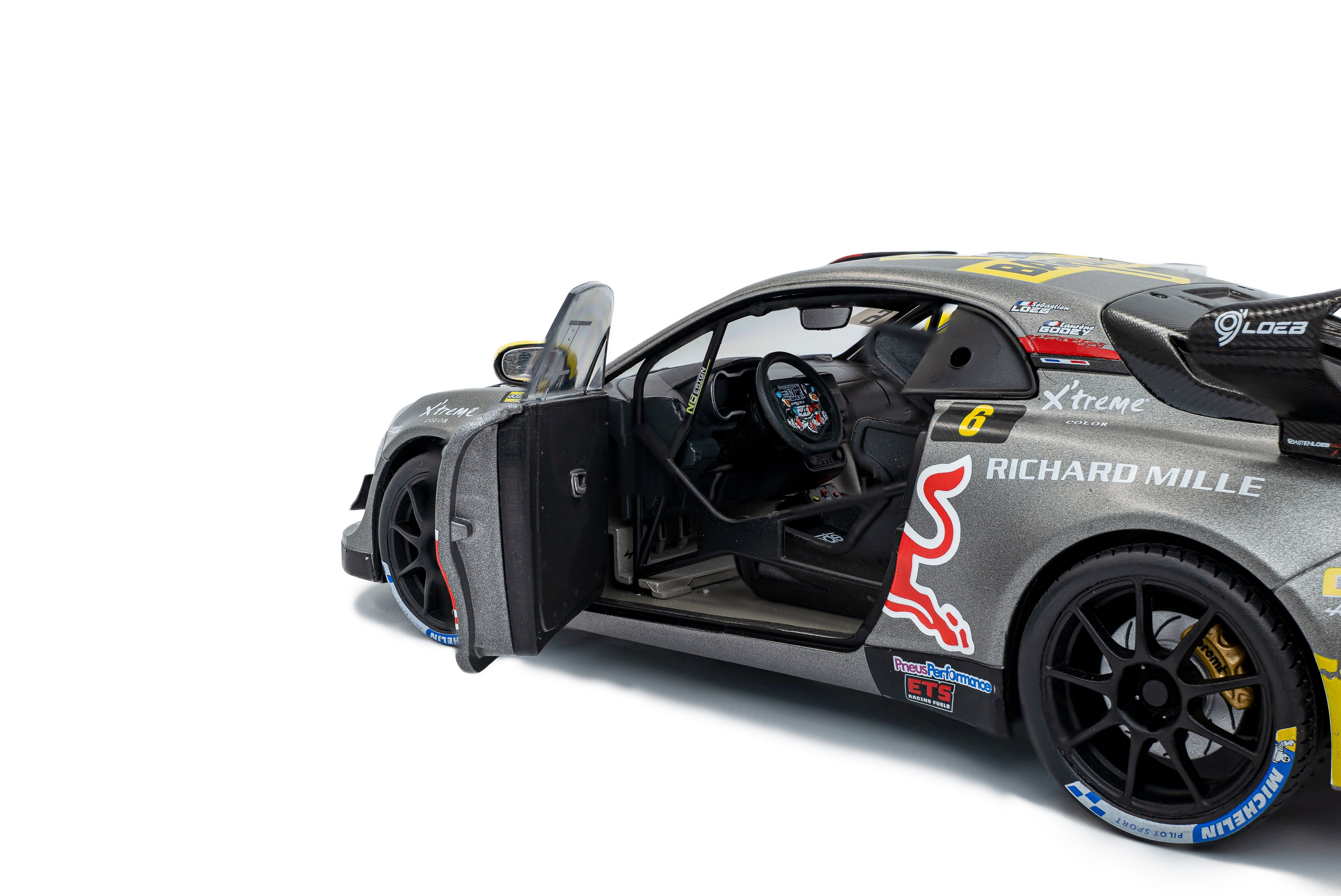 SOLIDO 1801630 MINIATURE ALPINE A110 RGT+ GREY N6 S.LOEB / L.GODEY
RALLYE DU MONT BLANC 2 1/18