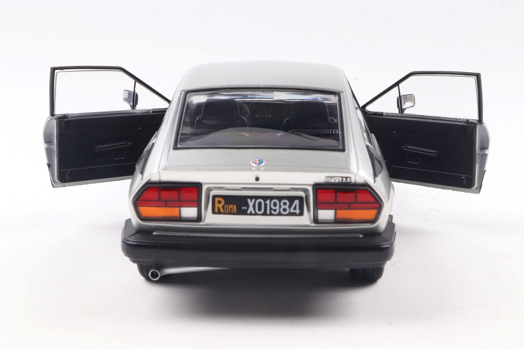 SOLIDO 1802307 MINIATURE ALFA ROMEO GTV6 SILVER 1984 1/18