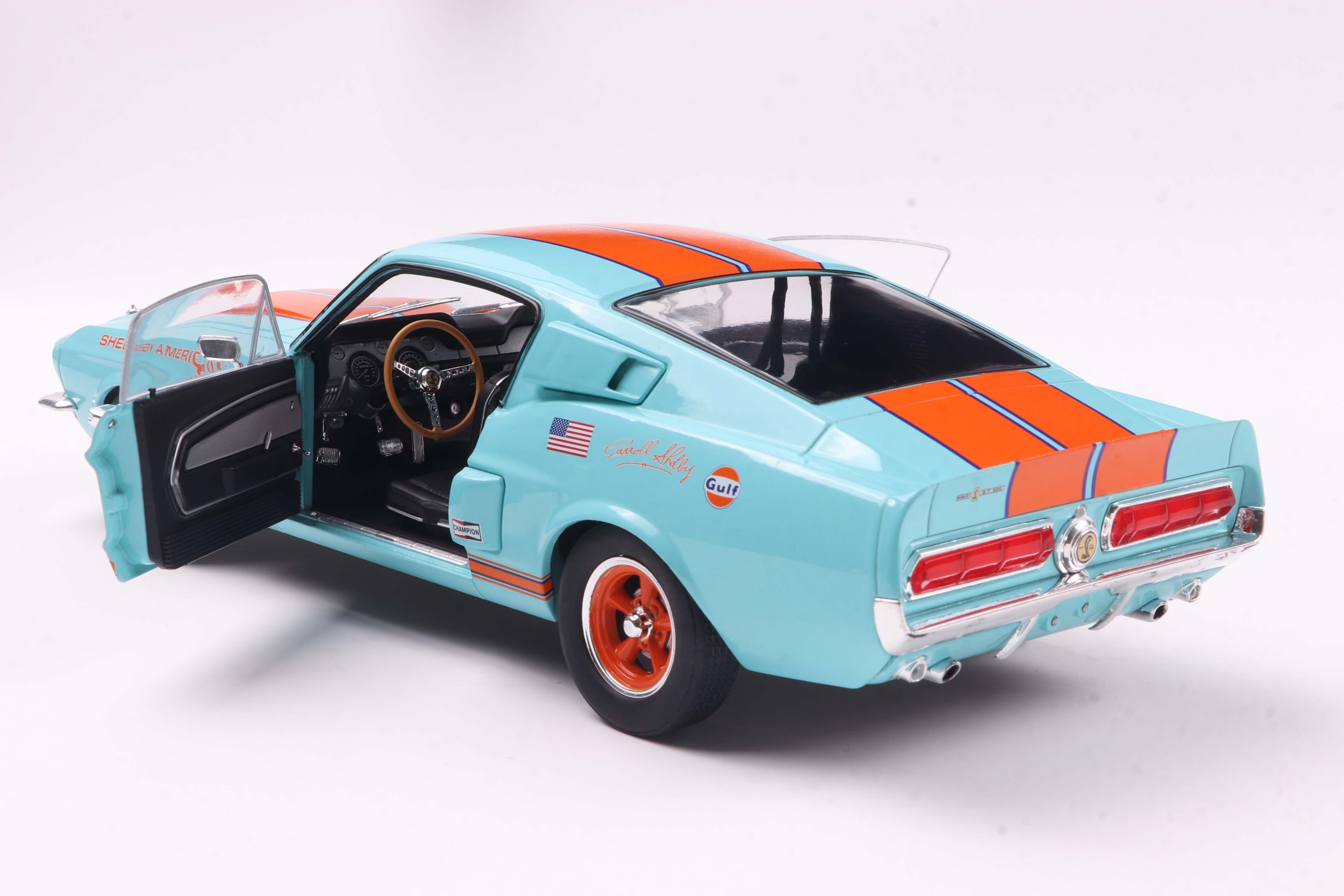 SOLIDO 1802911 MINIATURE SHELBY GT500 RACING TRIBUTE 1967 1/18