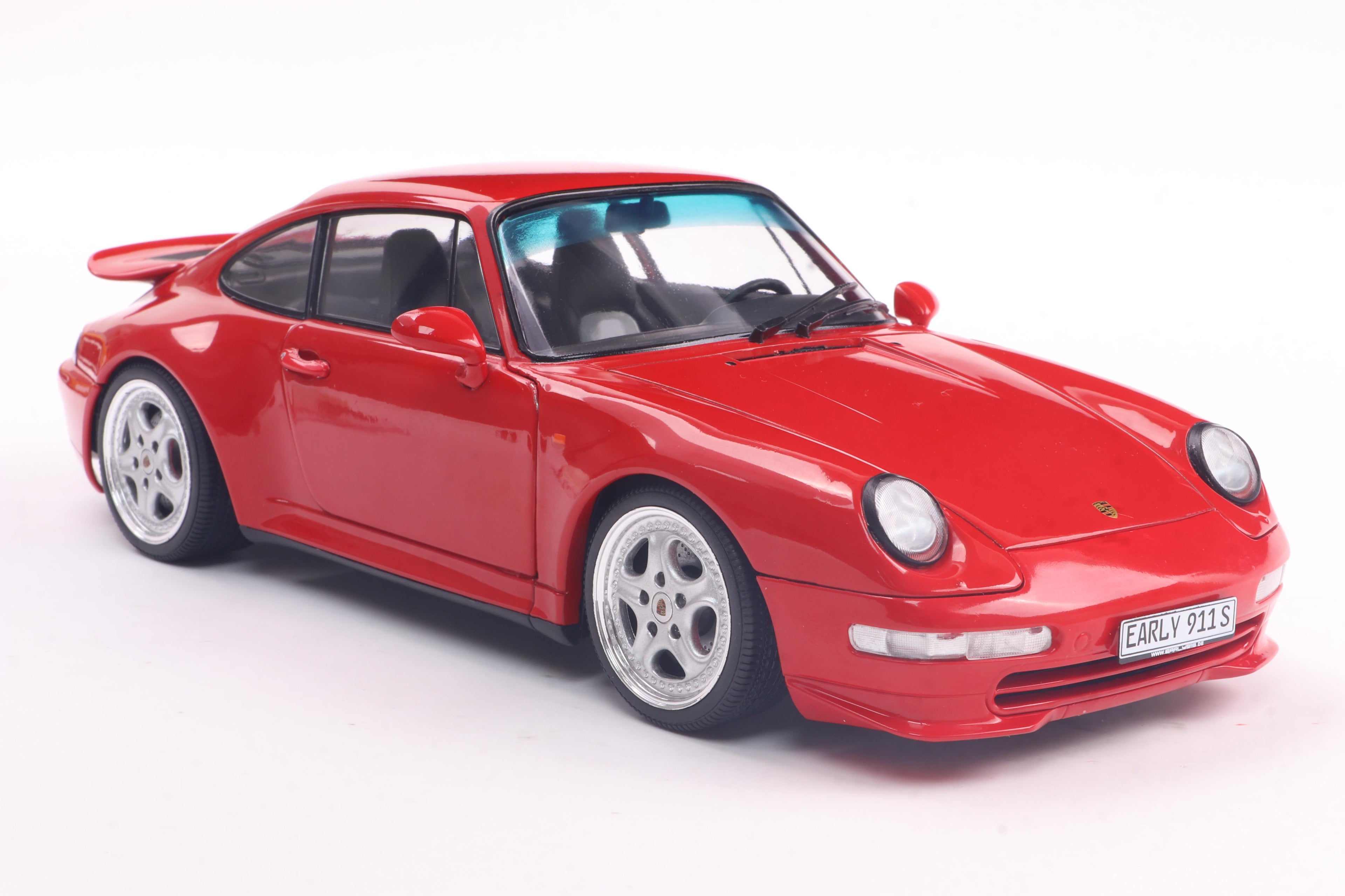 SOLIDO 1810104 MINIATURE PORSCHE 911 (993) CARRERA RS INDISCHROT 1997 1/18