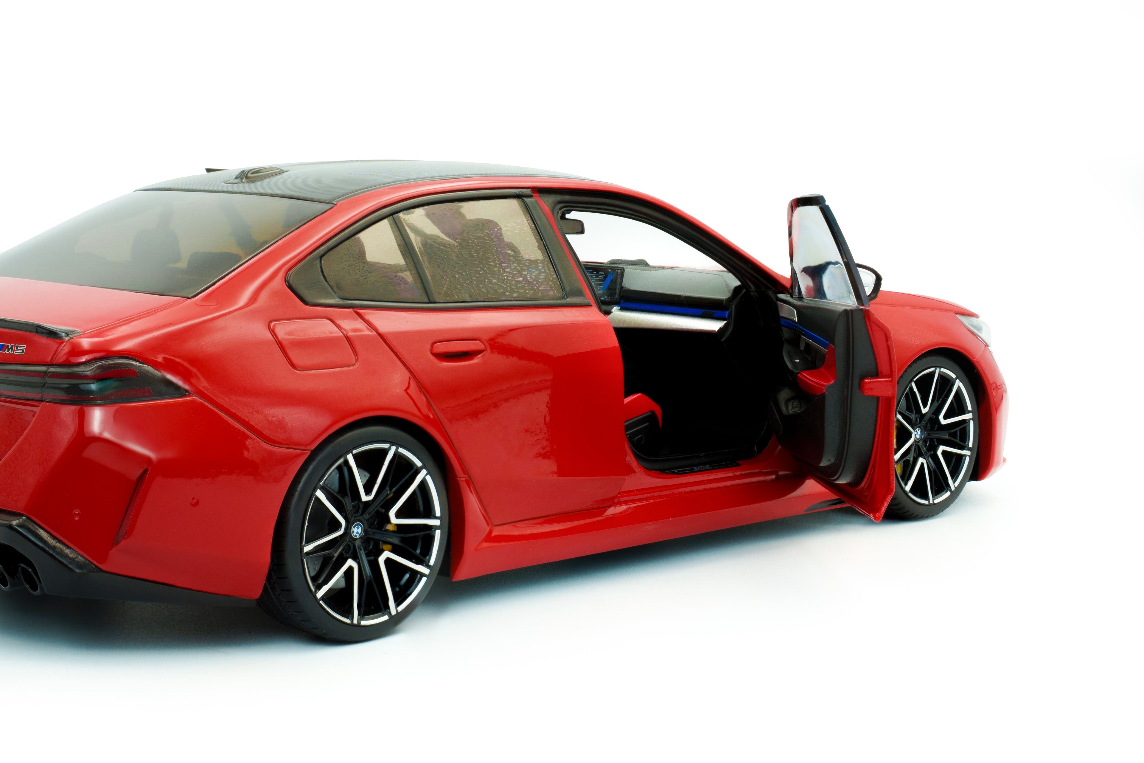 SOLIDO 1814702 MINIATURE BMW M5 FIRE RED 2025 1/18