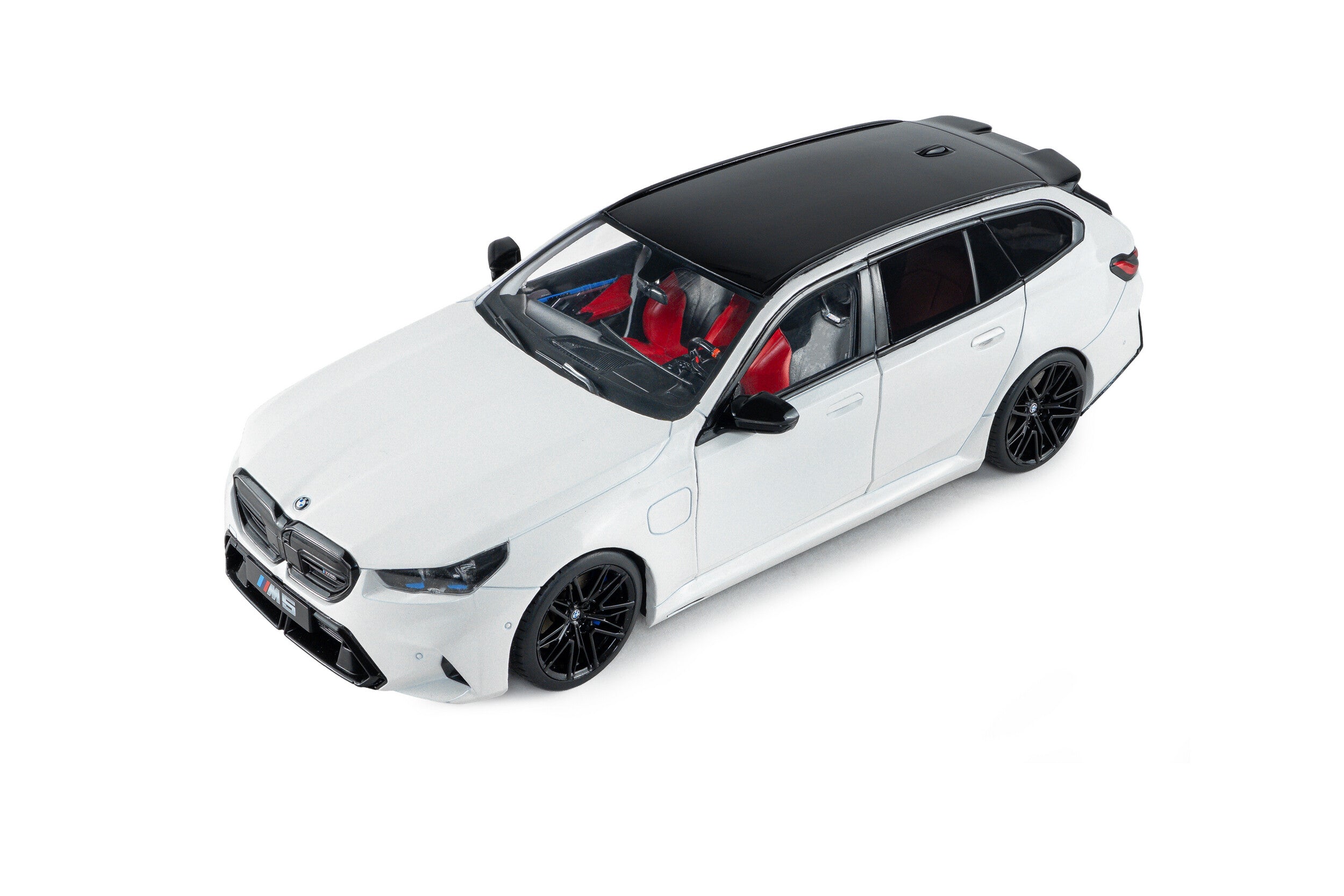 SOLIDO 1814802 MINIATURE BMW M5 TOURING ALPINE WHITE SOLID 2025 1/18