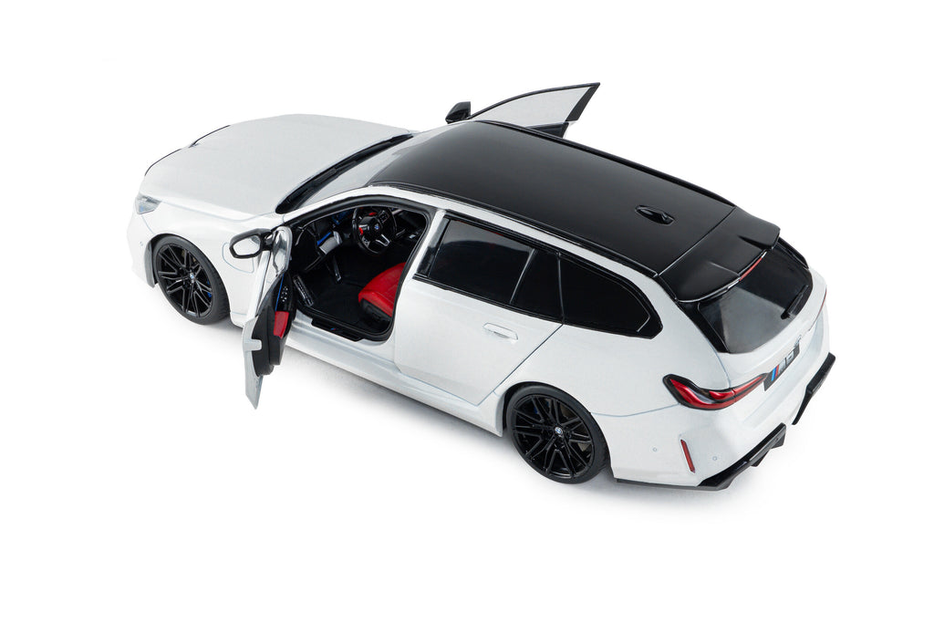 SOLIDO 1814802 MINIATURE BMW M5 TOURING ALPINE WHITE SOLID 2025 1/18