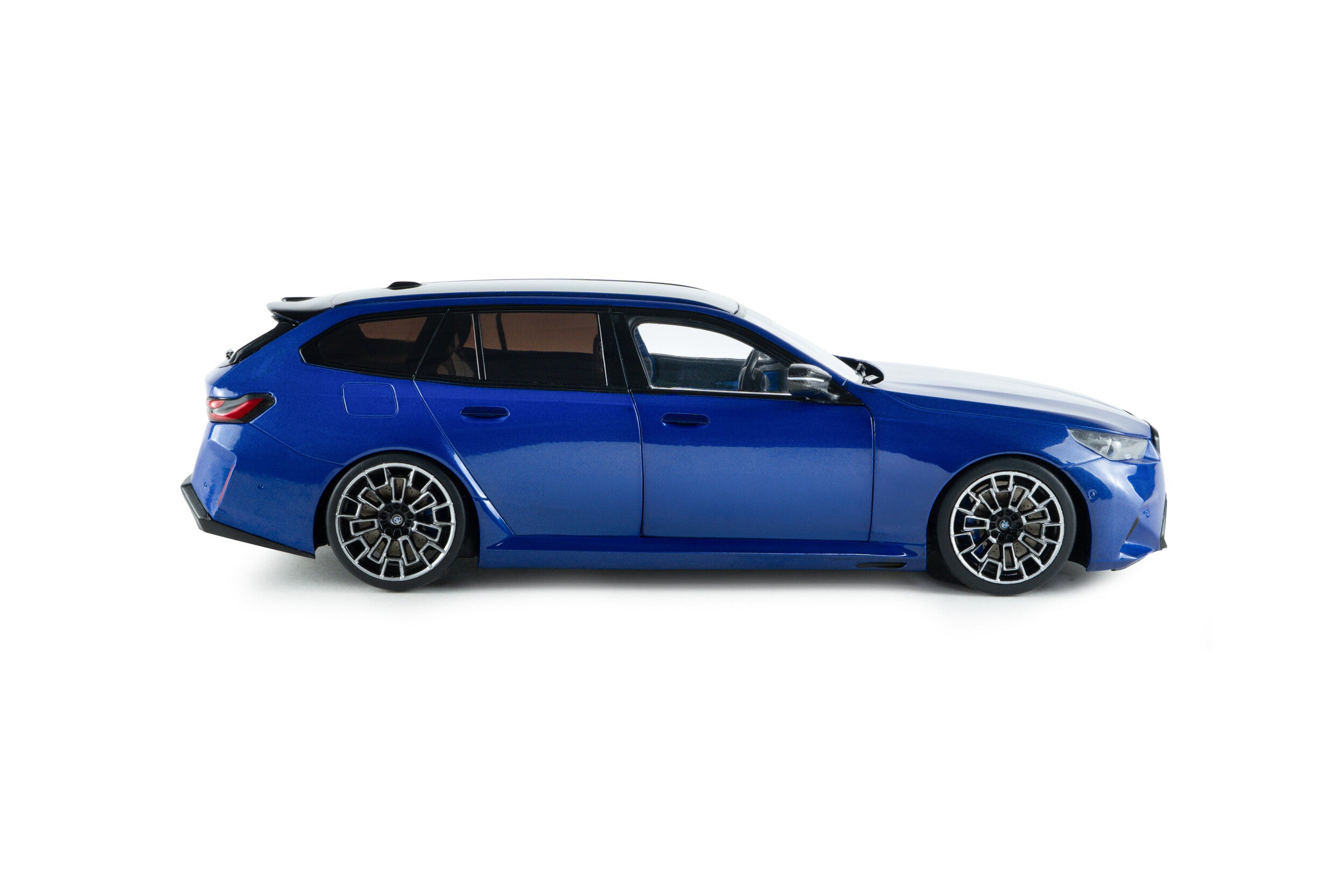SOLIDO 1814801 MINIATURE BMW M5 TOURING M MARINA BAY BLUE METALLIC 2024 1/18