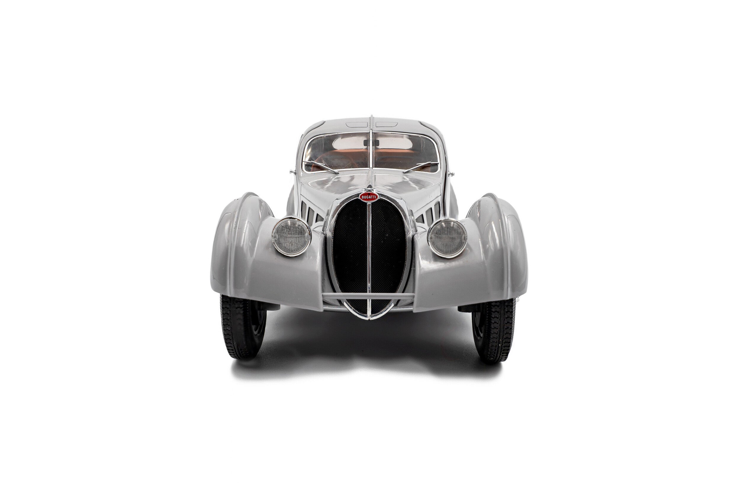 SOLIDO 1802106 MINIATURE BUGATTI ATLANTIC TYPE 57 SC MAT SILVER 1937 1/18