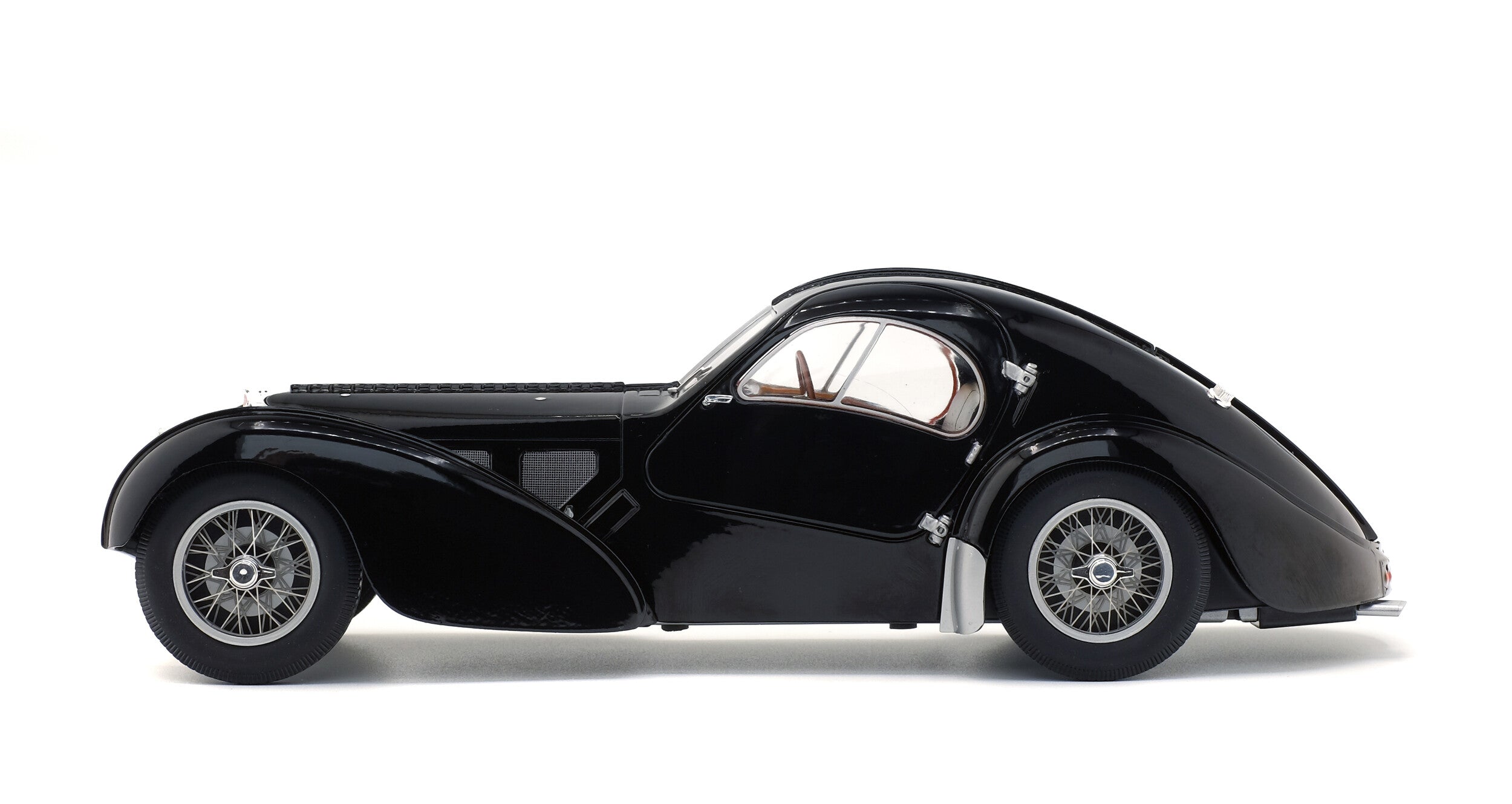 SOLIDO 1802101 MINIATURE BUGATTI ATLANTIC TYPE 57 SC BLACK 1937 1/18