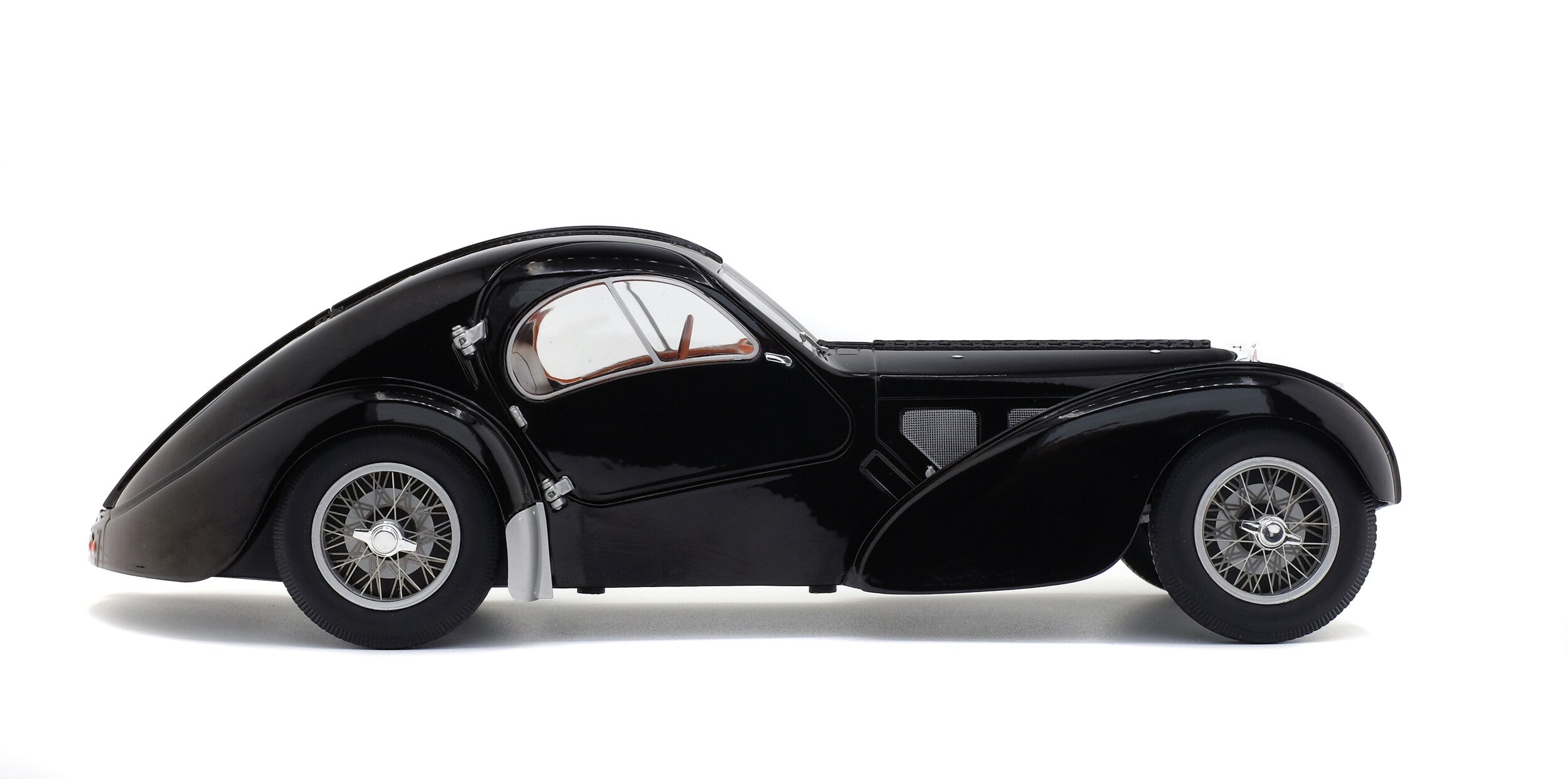 SOLIDO 1802101 MINIATURE BUGATTI ATLANTIC TYPE 57 SC BLACK 1937 1/18