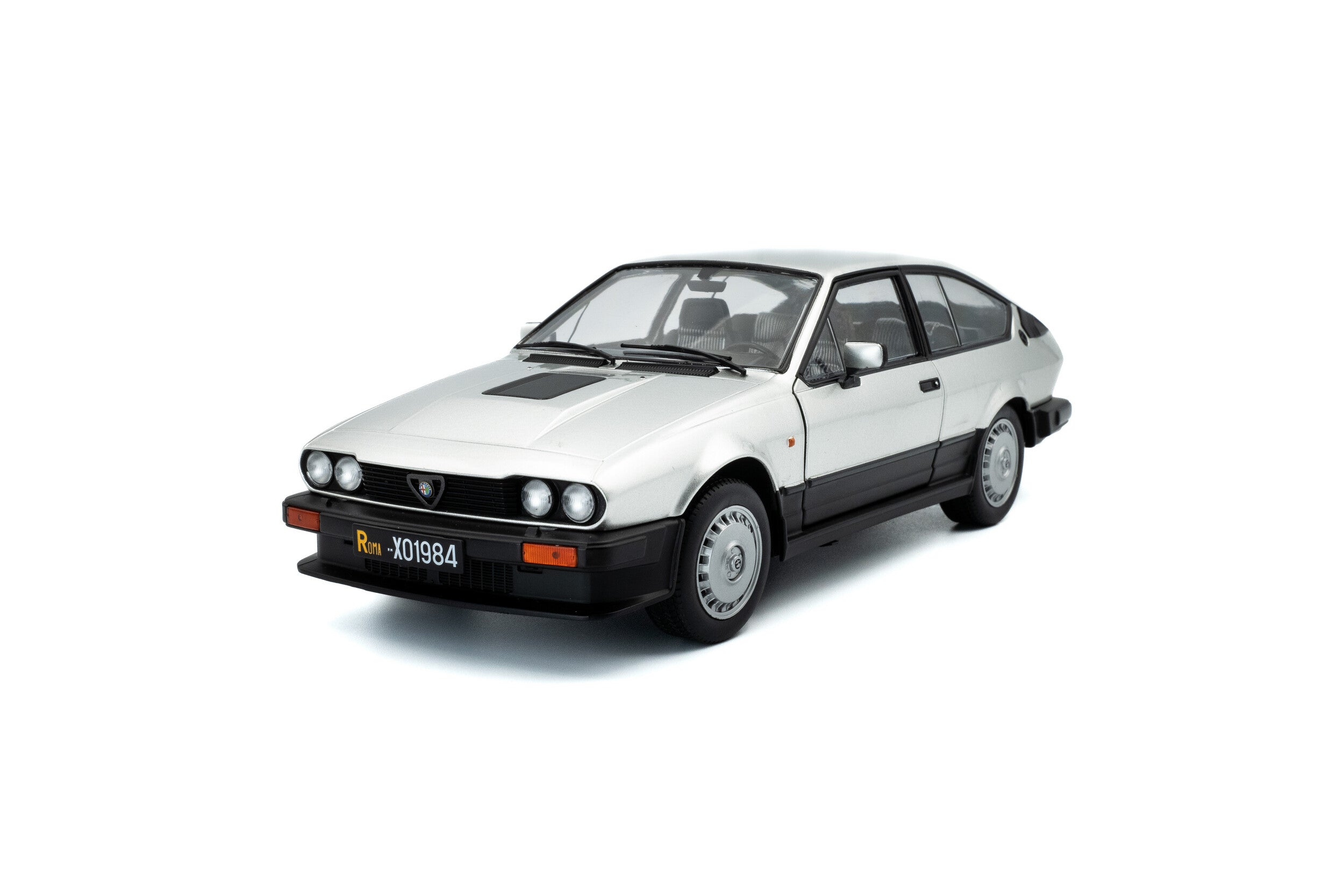 SOLIDO 1802307 MINIATURE ALFA ROMEO GTV6 SILVER 1984 1/18