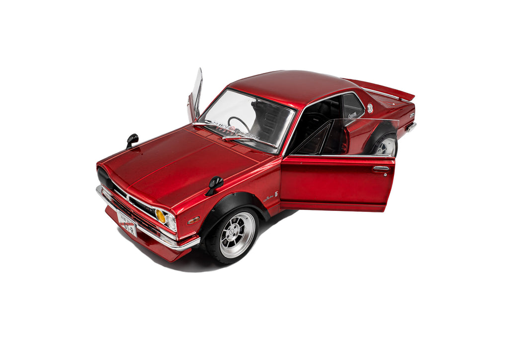SOLIDO 1813002 MINIATURE NISSAN SKYLINE (C10) HAKOSUKA SOLIDO DO WORKS
RED METALLIC 1970 1/18