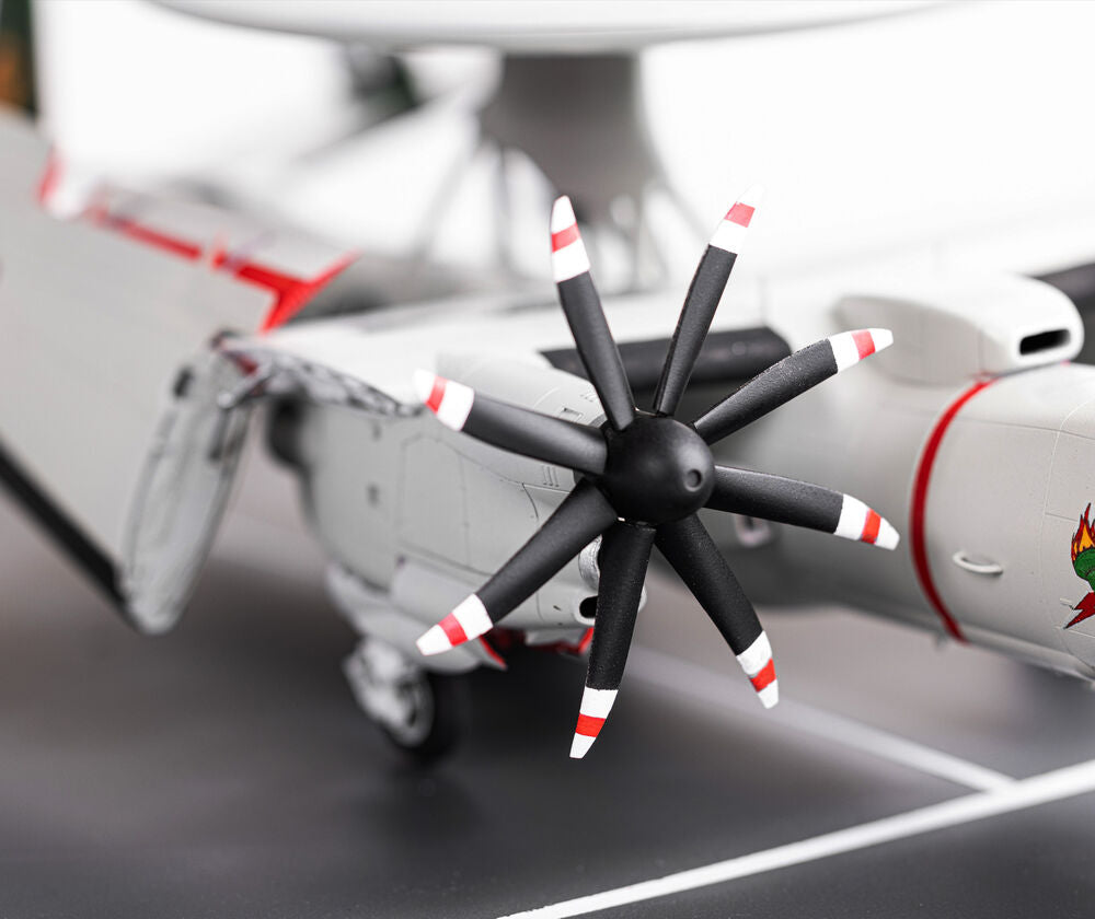 HELLER 82300 MAQUETTE E-2C HAWKEYE 1/72