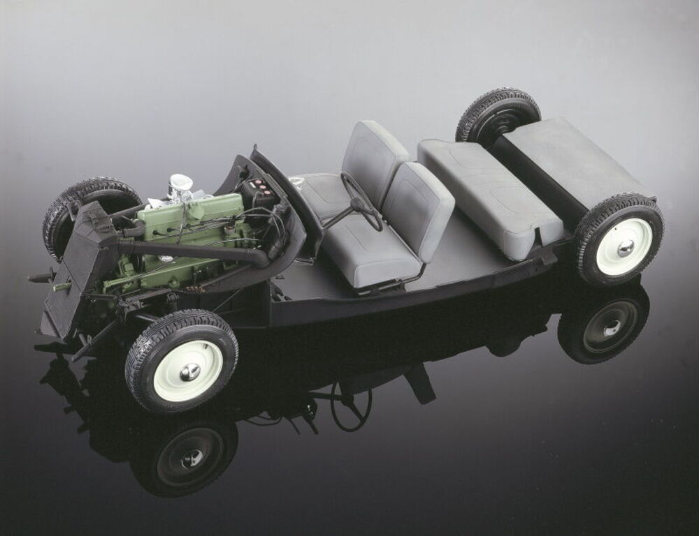 HELLER 80799 MAQUETTE CITROEN 15 SIX TRACTION AVANT 1/8